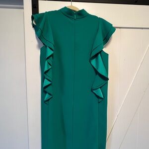 Elegant Green Ruffle Sleeve Dress